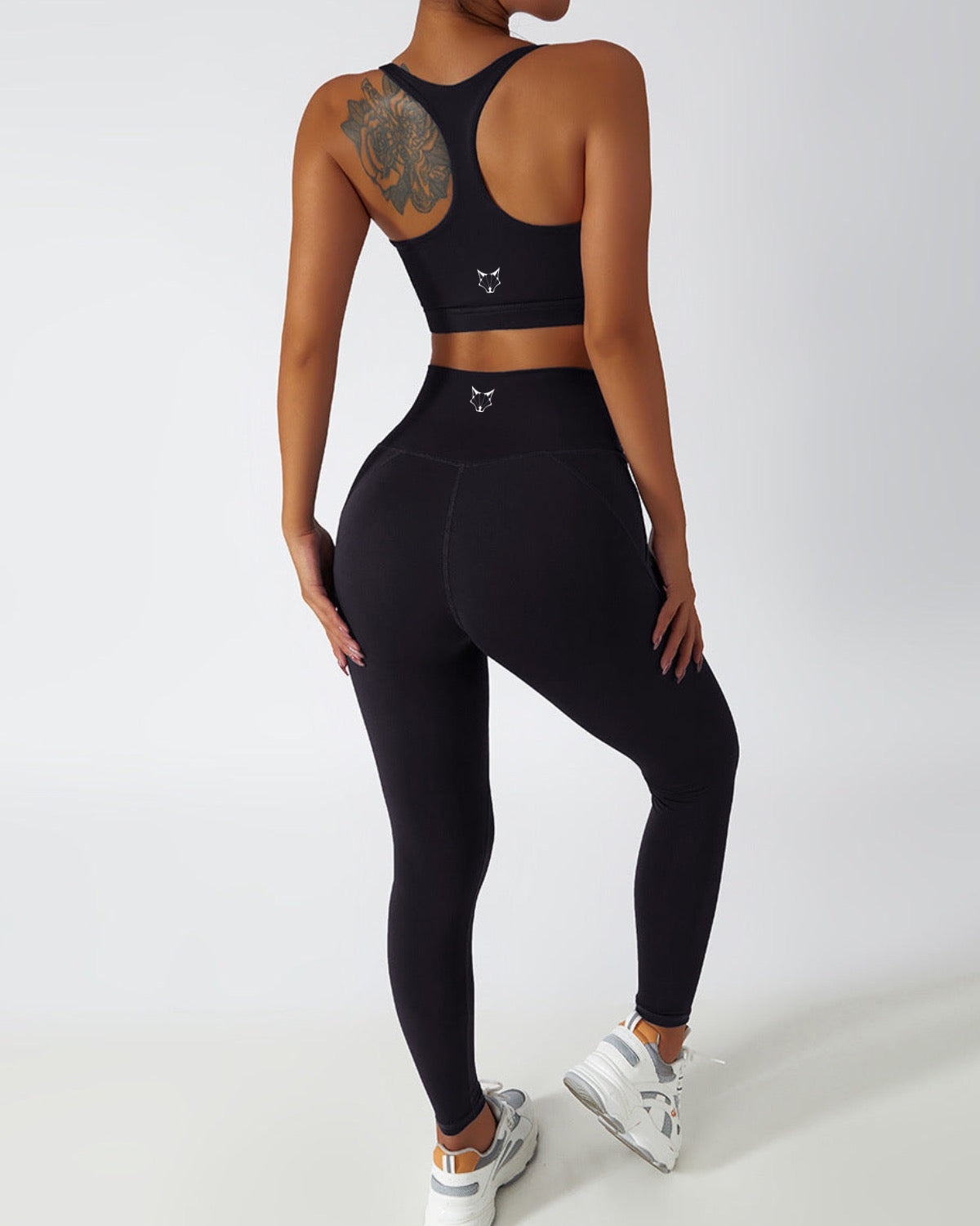 ESSENTIALS LEGGINGS W POCKETS