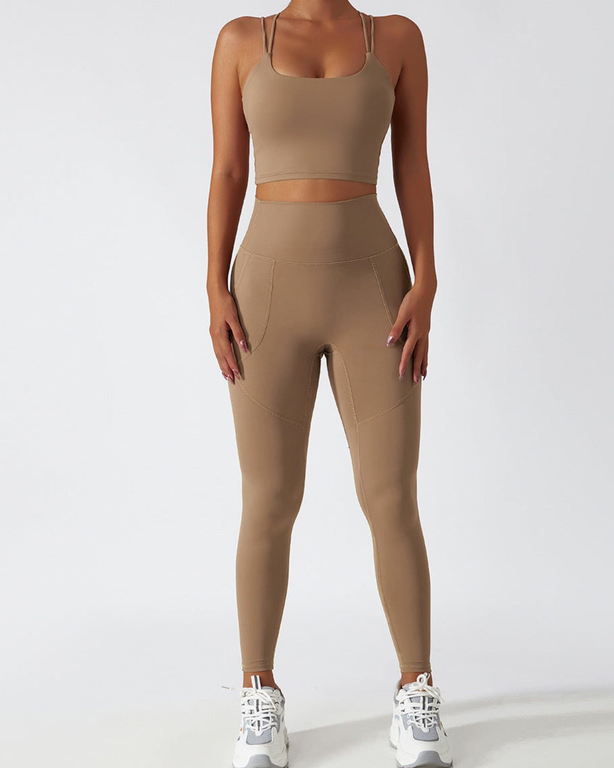 ESSENTIALS LEGGINGS W POCKETS