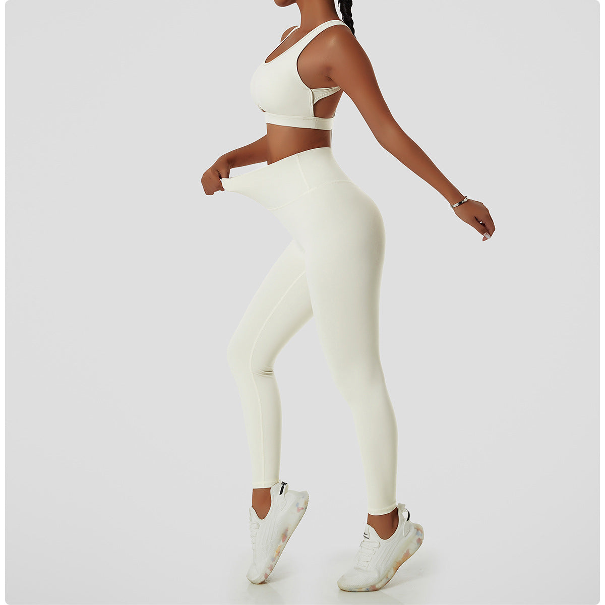 ESSENTIALS LEGGINGS