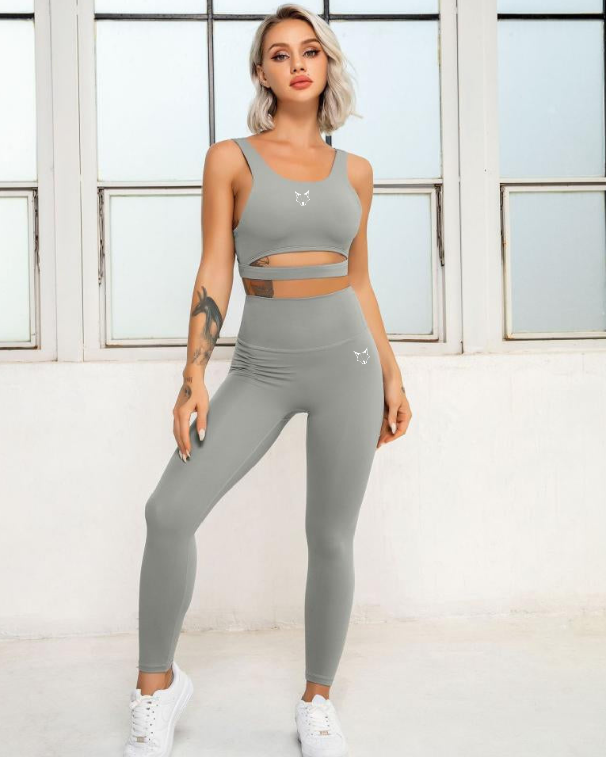 ESSENTIALS LEGGINGS