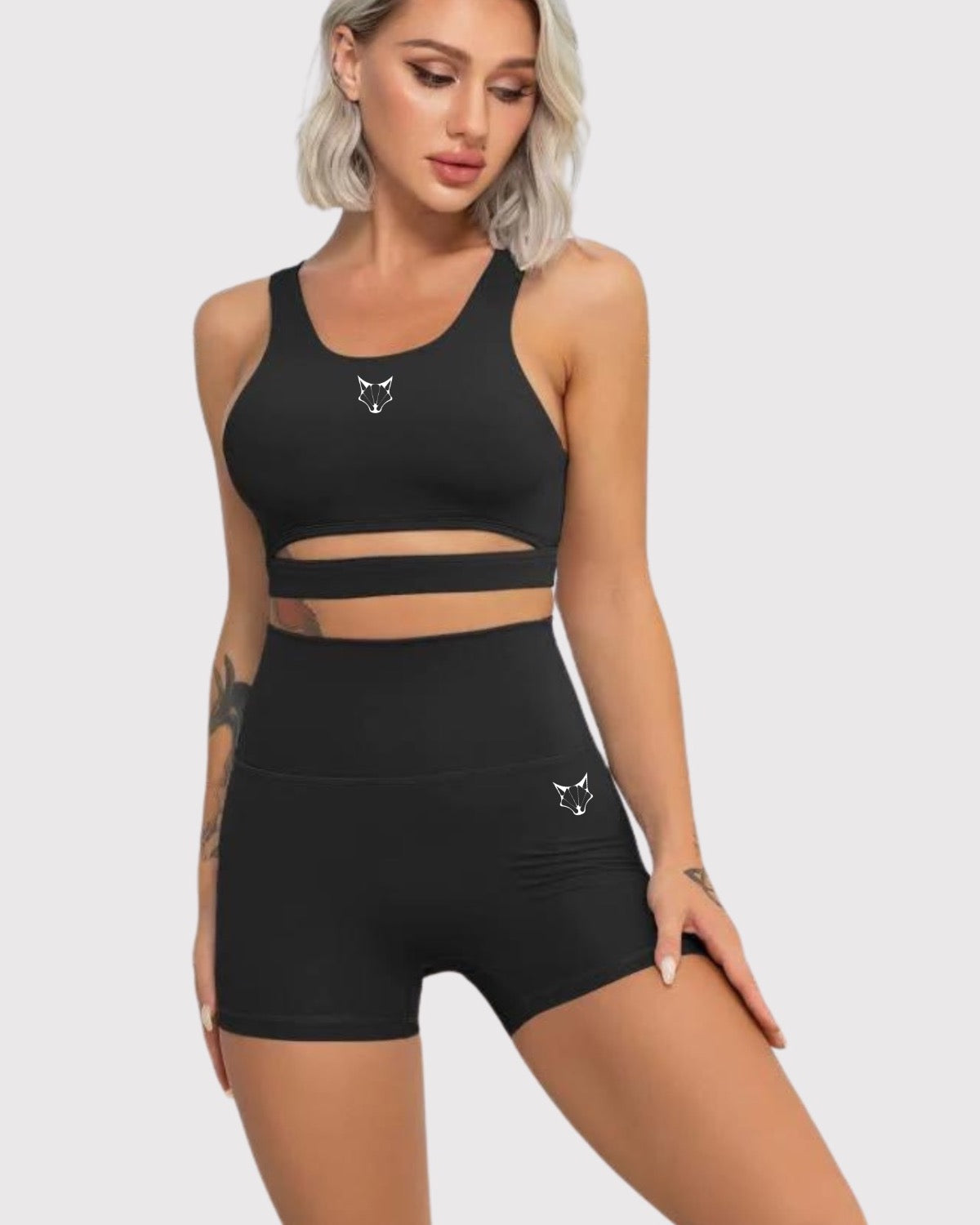 ESSENTIALS SHORTS